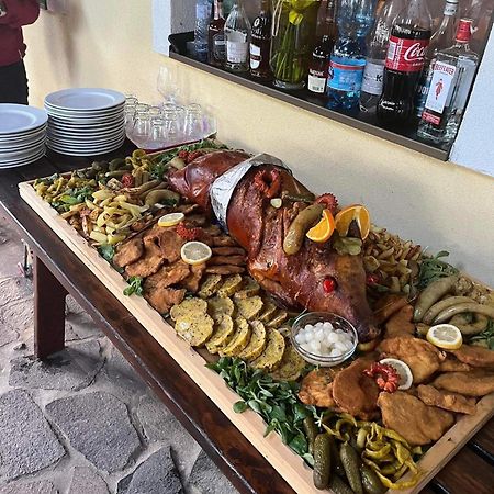 Villa Victoria Penzion Liptovský Ján Esterno foto
