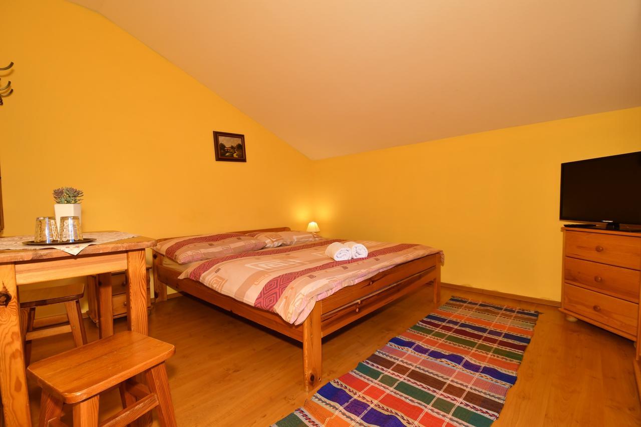 Villa Victoria Penzion Liptovský Ján Esterno foto